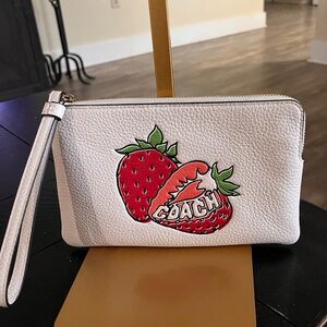 Coach LARGE Corner Zip leather wristlet with strawberry motif NWT